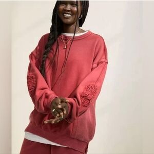 NWT Aerie Keep It Light Crochet Crew Sweatshirt